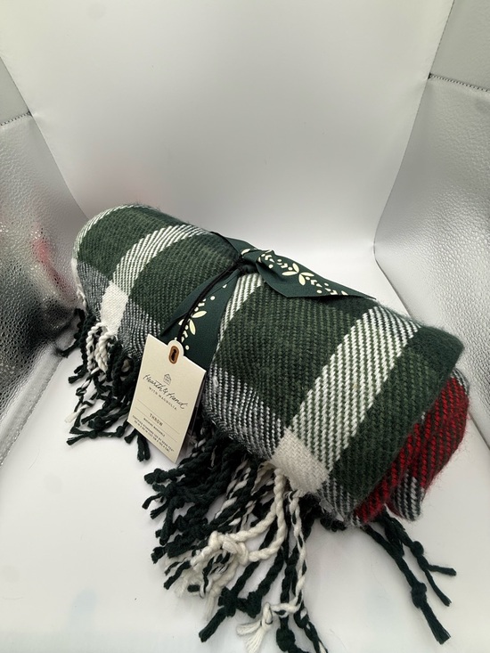 Hearth & Hand Other - NWT Hearth & Hand‎ with Magnolia Chunky Plaid Throw Blanket Red/Green 50x60